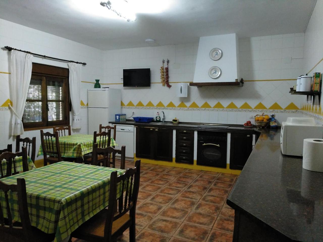 Casa Rural Pena Falcon Torrejón el Rubio Exterior foto
